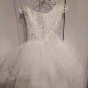 Girls size 6 formal dress